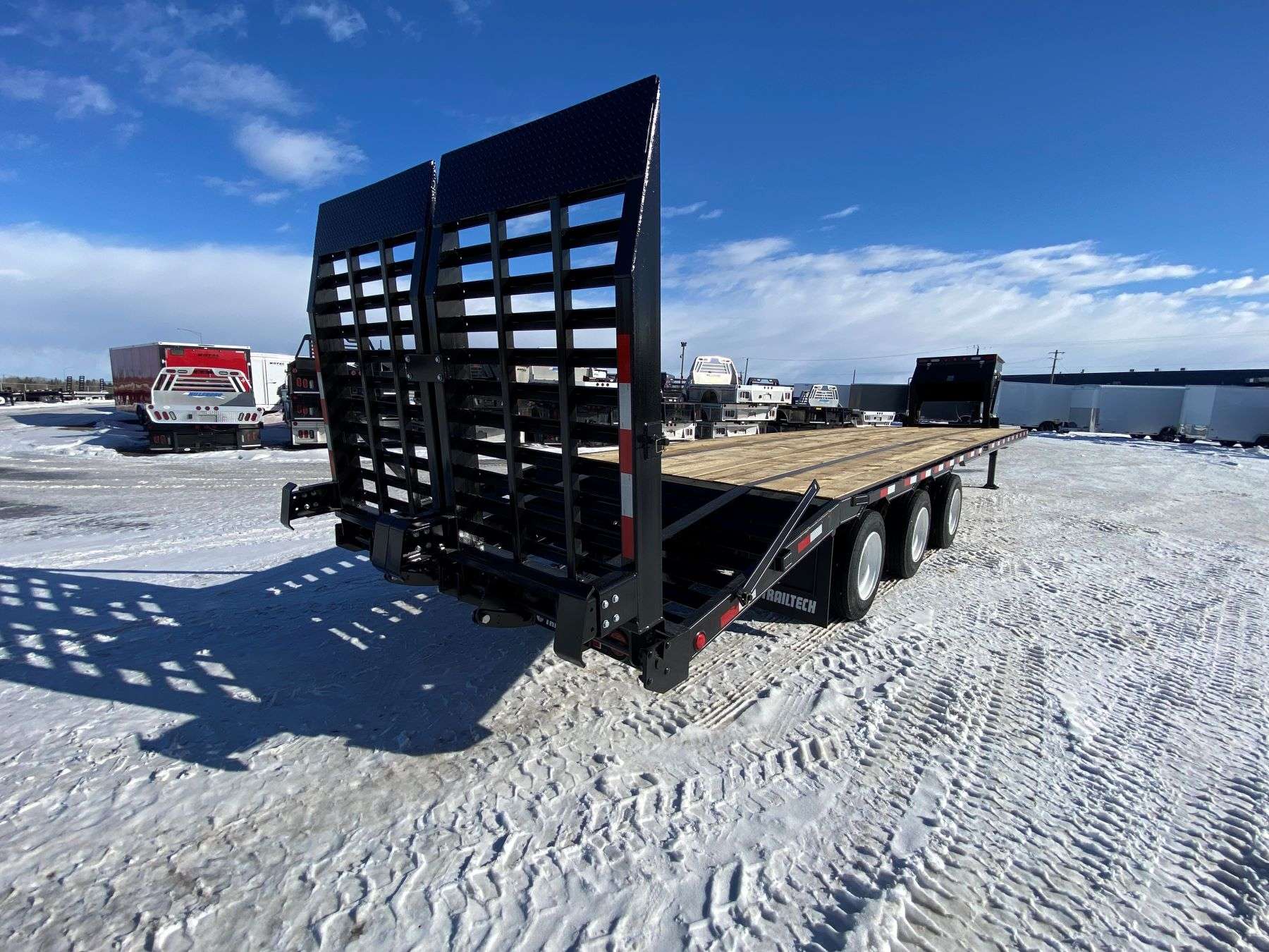 2026 Trailtech 28' + 5' Tri Axle Gooseneck Trailer