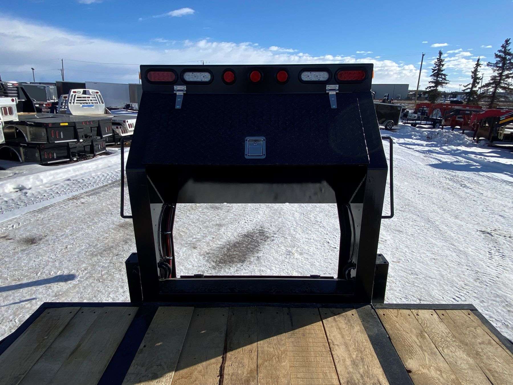 2026 Trailtech 28' + 5' Tri Axle Gooseneck Trailer