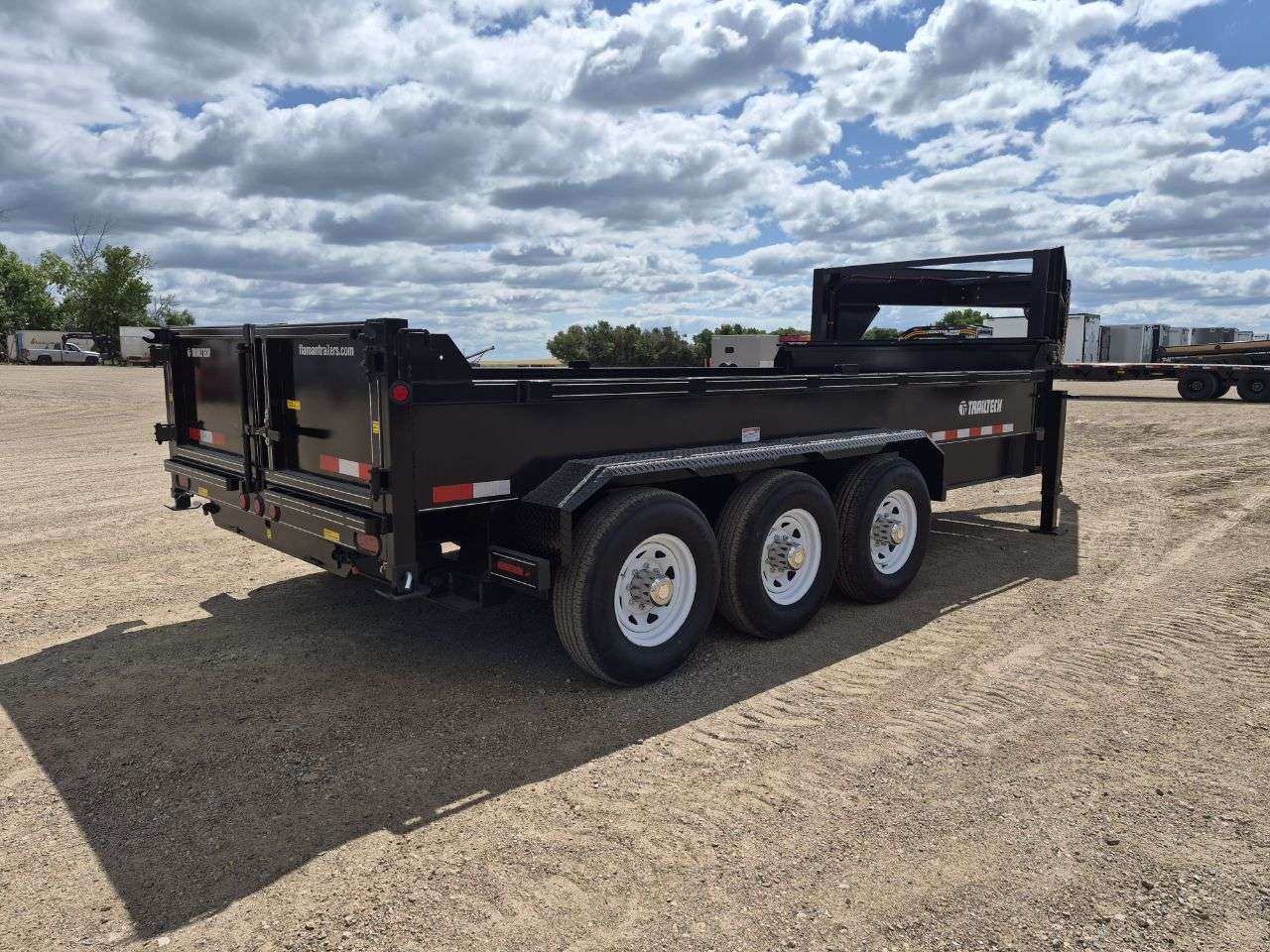2026 Trailtech 7' x 16' Heavy Duty GN Dump Triple 7K Trailer