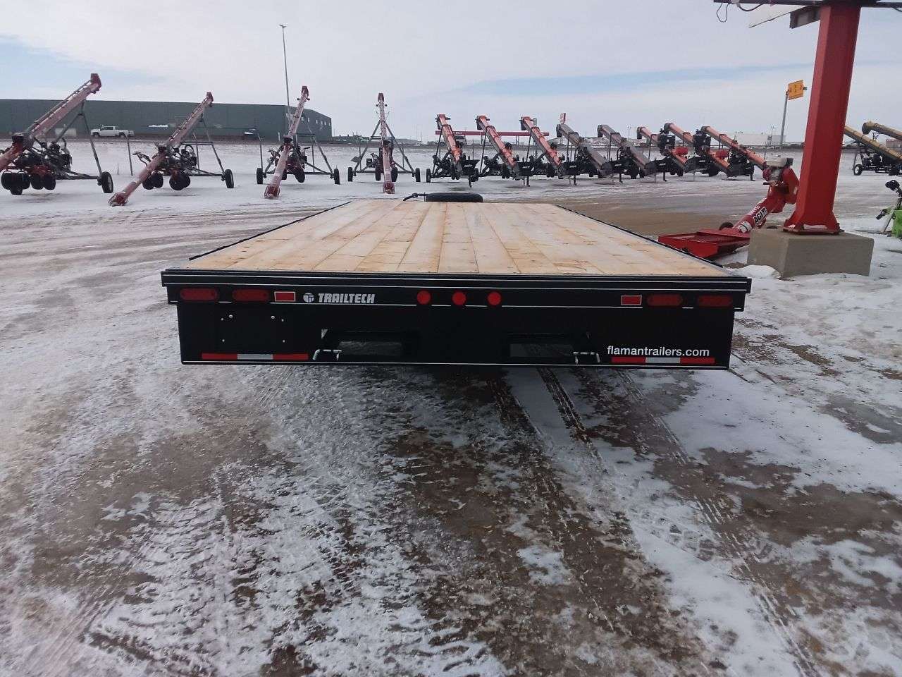 2026 Trailtech 8'6" x 20' Deckover Trailer