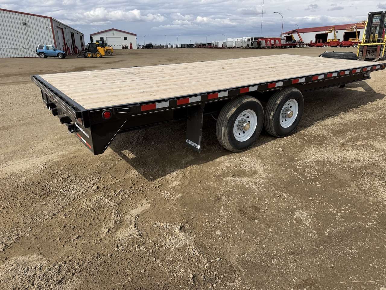 2026 Trailtech 8'6" x 20' Deckover Trailer