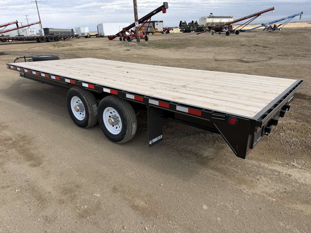 2026 Trailtech 8'6" x 20' Deckover Trailer