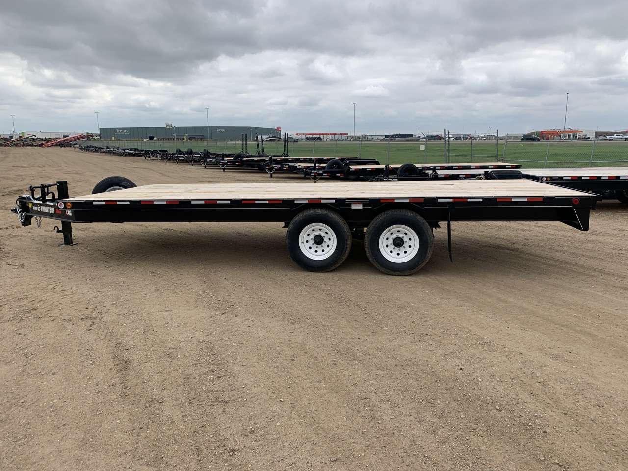 2026 Trailtech 8'6" x 20' Deckover Trailer