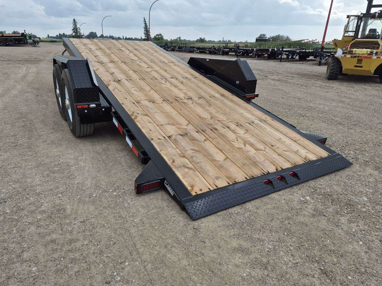 2026 Trailtech 8'6" x 20' Partial Tilt Trailer
