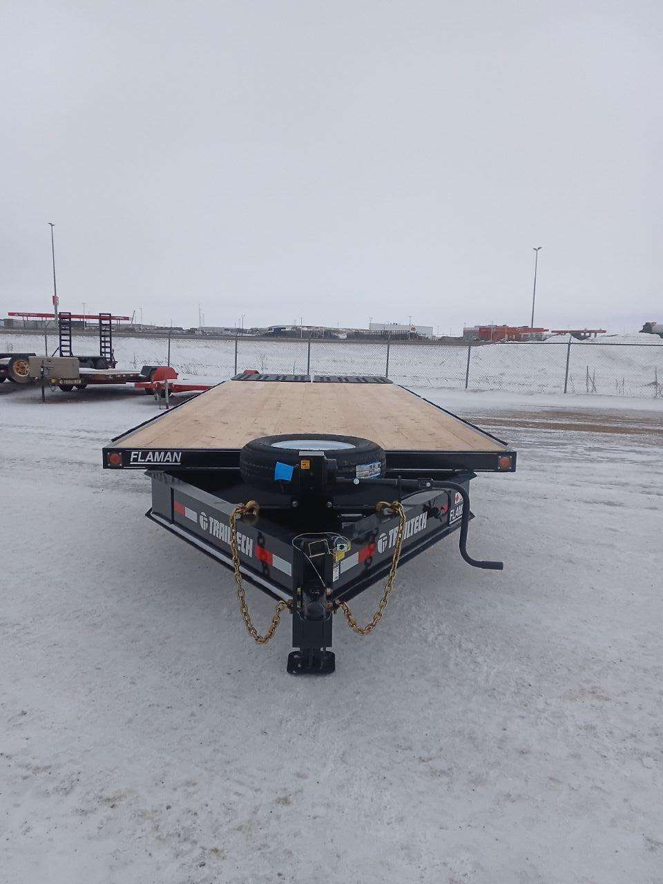 2026 Trailtech 8'6" x 25' Beavertail Deckover Trailer