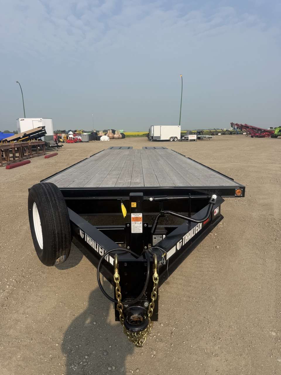 2026 Trailtech 8'6" x 28'9" Beavertail Deckover Trailer