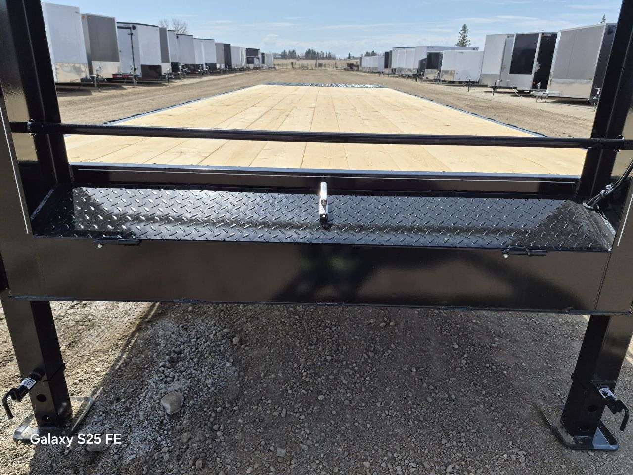 2026 Trailtech 8'6" x 29'6" GN Beavertail Deckover Trailer