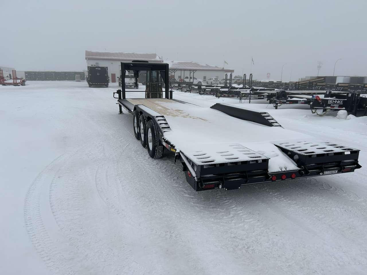 2026 Trailtech 8'6" x 30' Beavertail Flat Deck Trailer