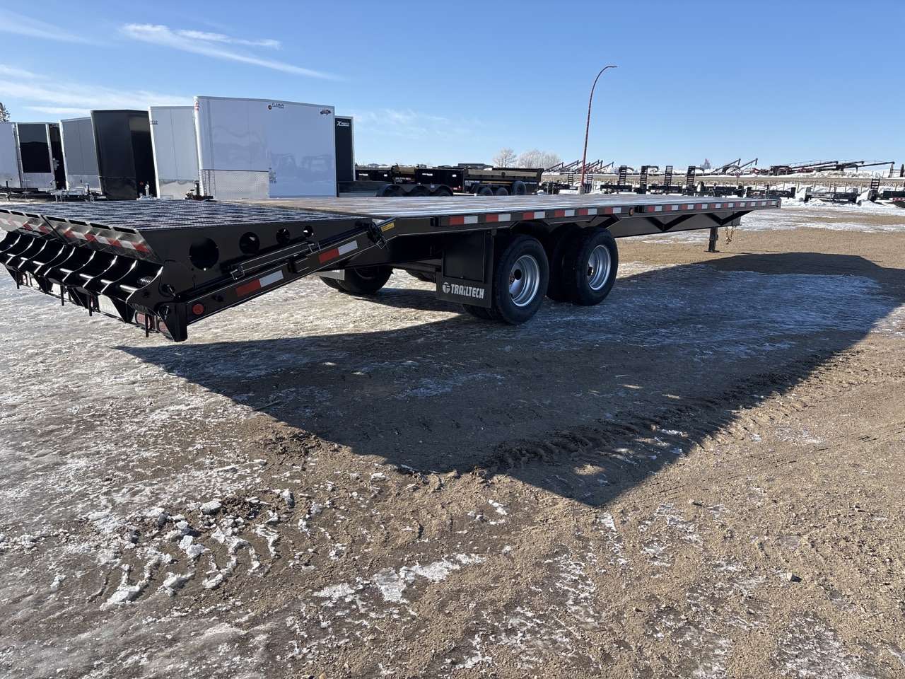 2026 Trailtech 8'6" x 31' Beavertail Flat Deck Trailer