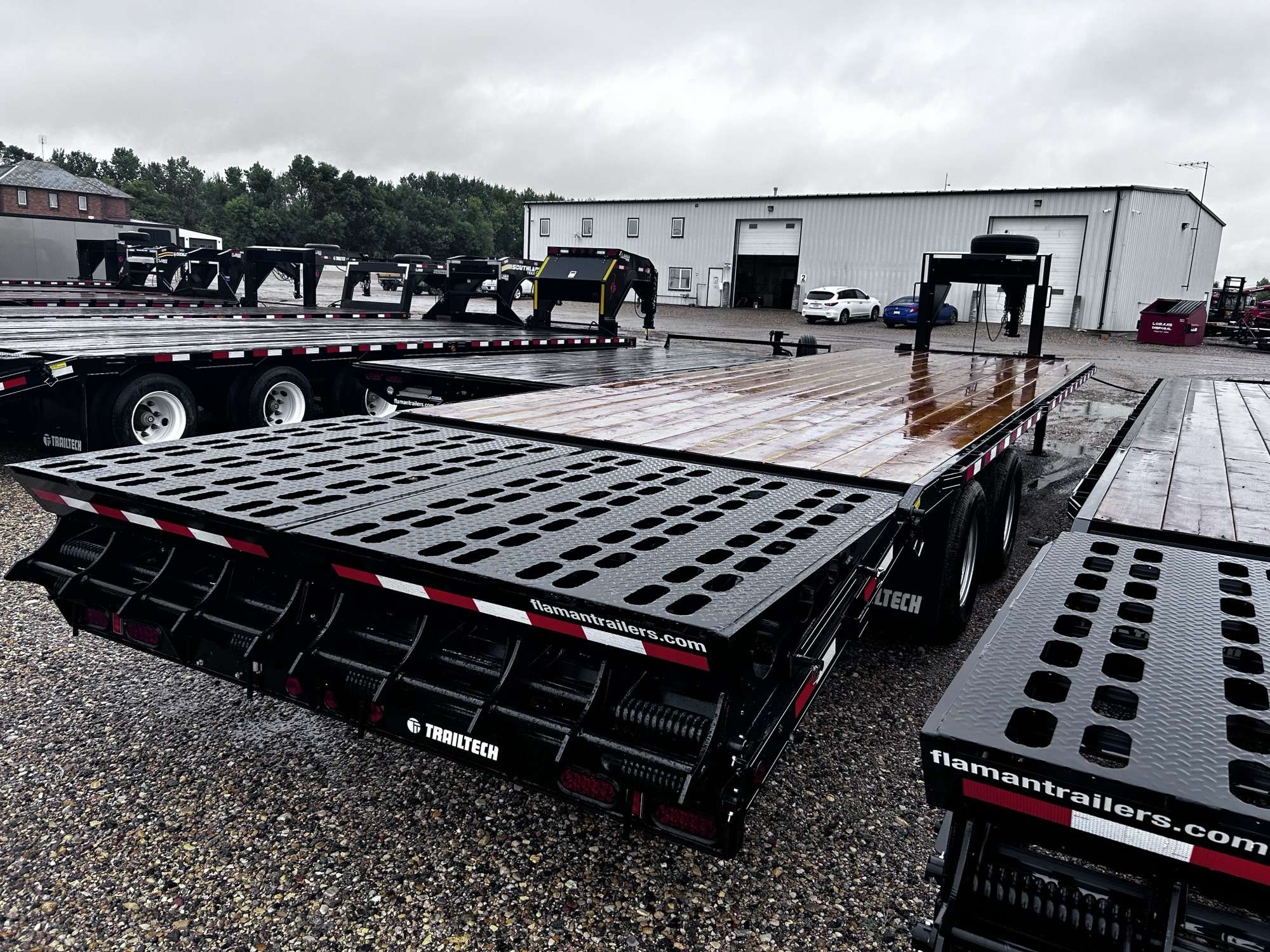2026 Trailtech 8'6" x 31' GN Beavertail Flat Deck Trailer