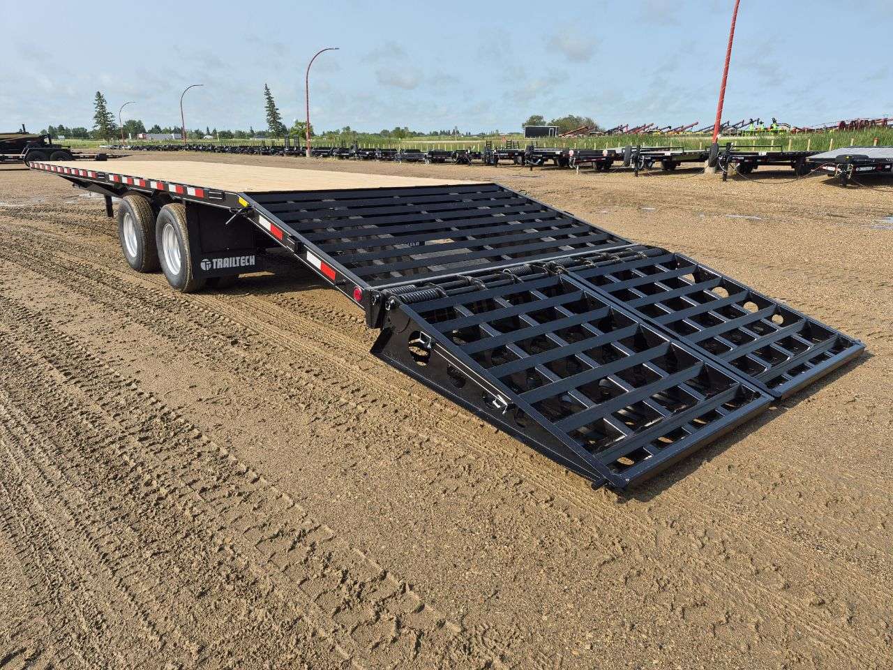 2026 Trailtech 8'6" x 31' Pintle BT Flat Deck Trailer