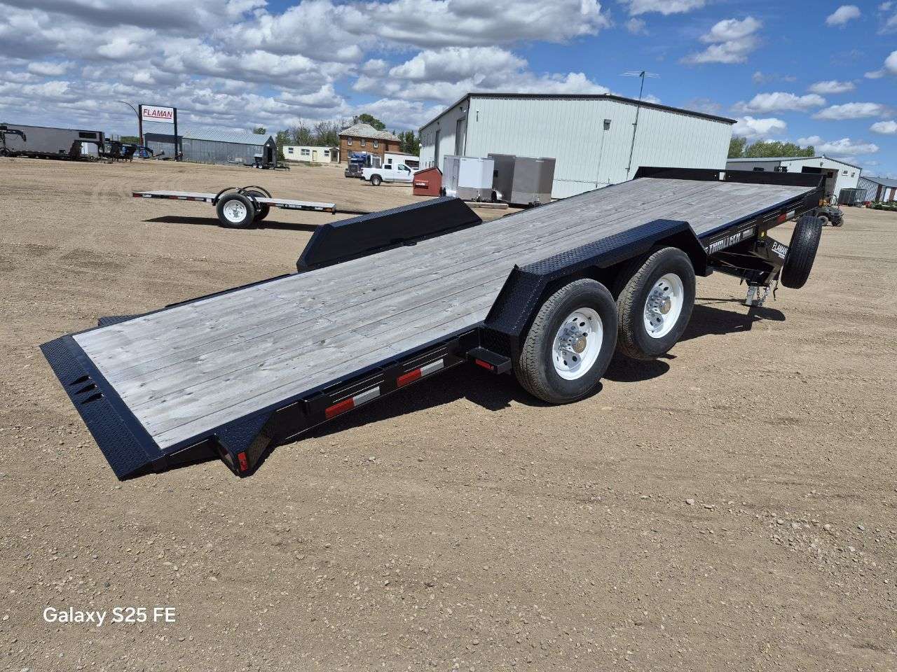 2026 Trailtech 83" x 20' Full Tilt Trailer