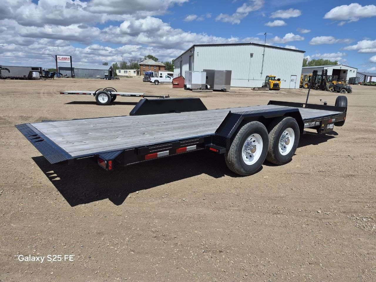 2026 Trailtech 83" x 20' Full Tilt Trailer