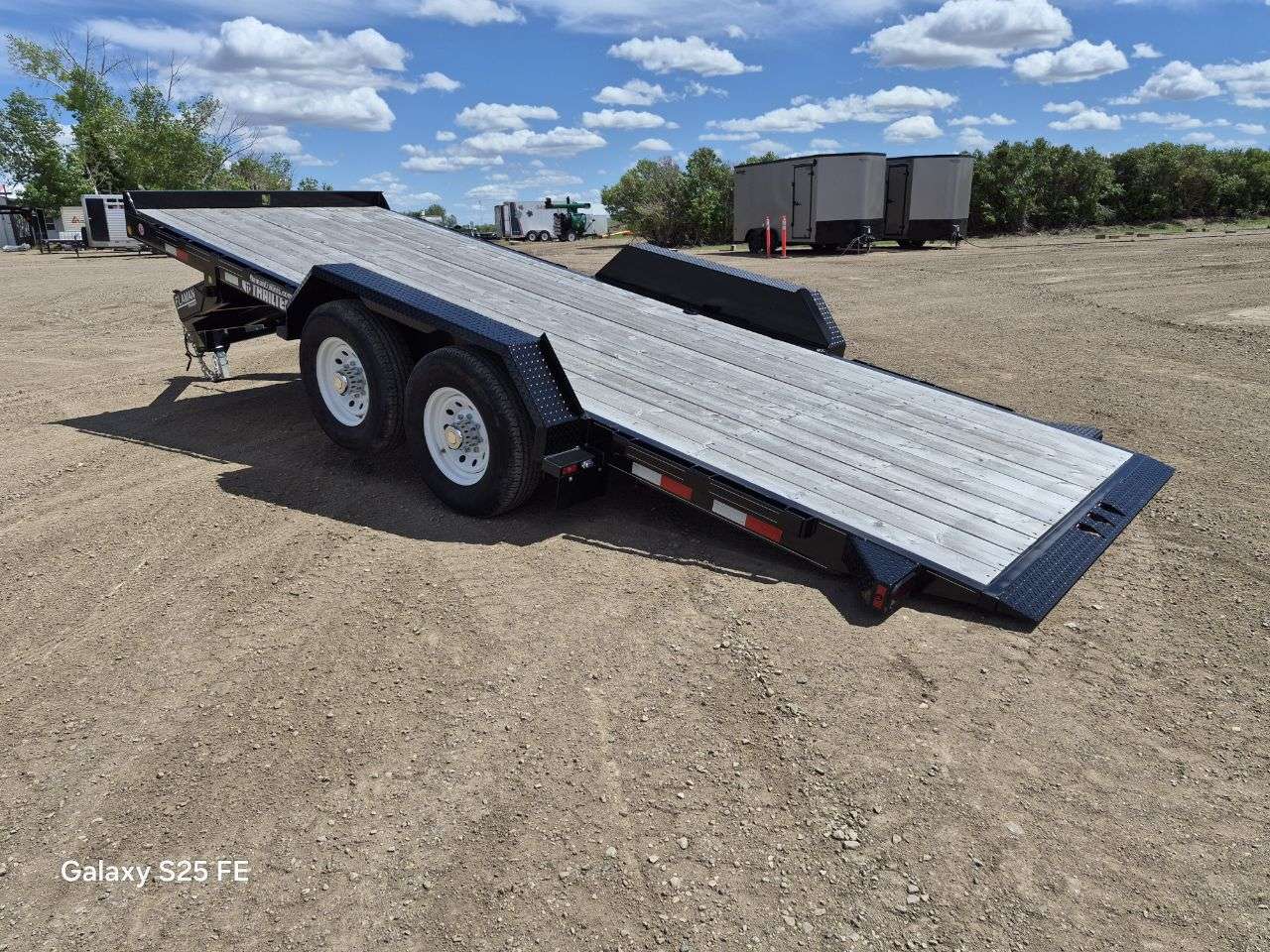 2026 Trailtech 83" x 20' Full Tilt Trailer
