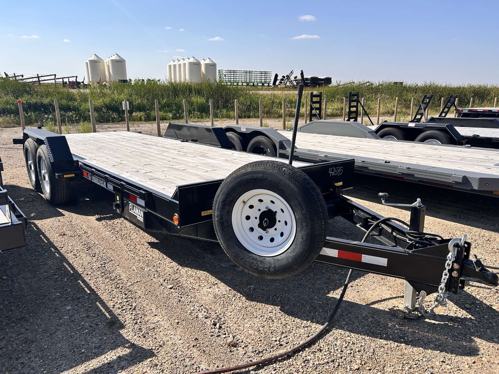 2026 Trailtech 83" x 20' Full Tilt Trailer