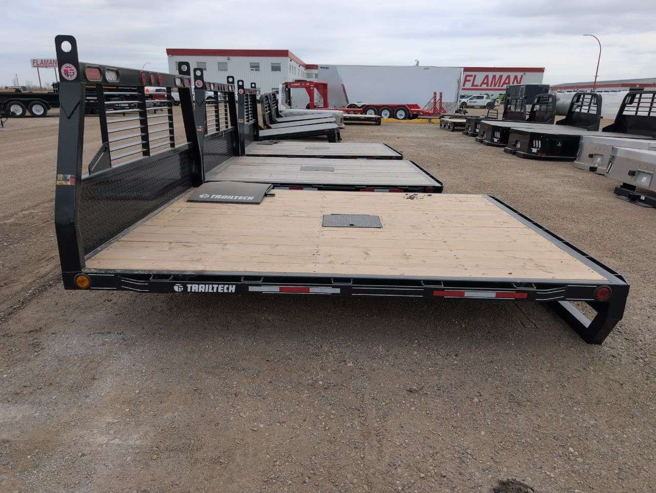 2026 Trailtech 9'3" Truck Deck