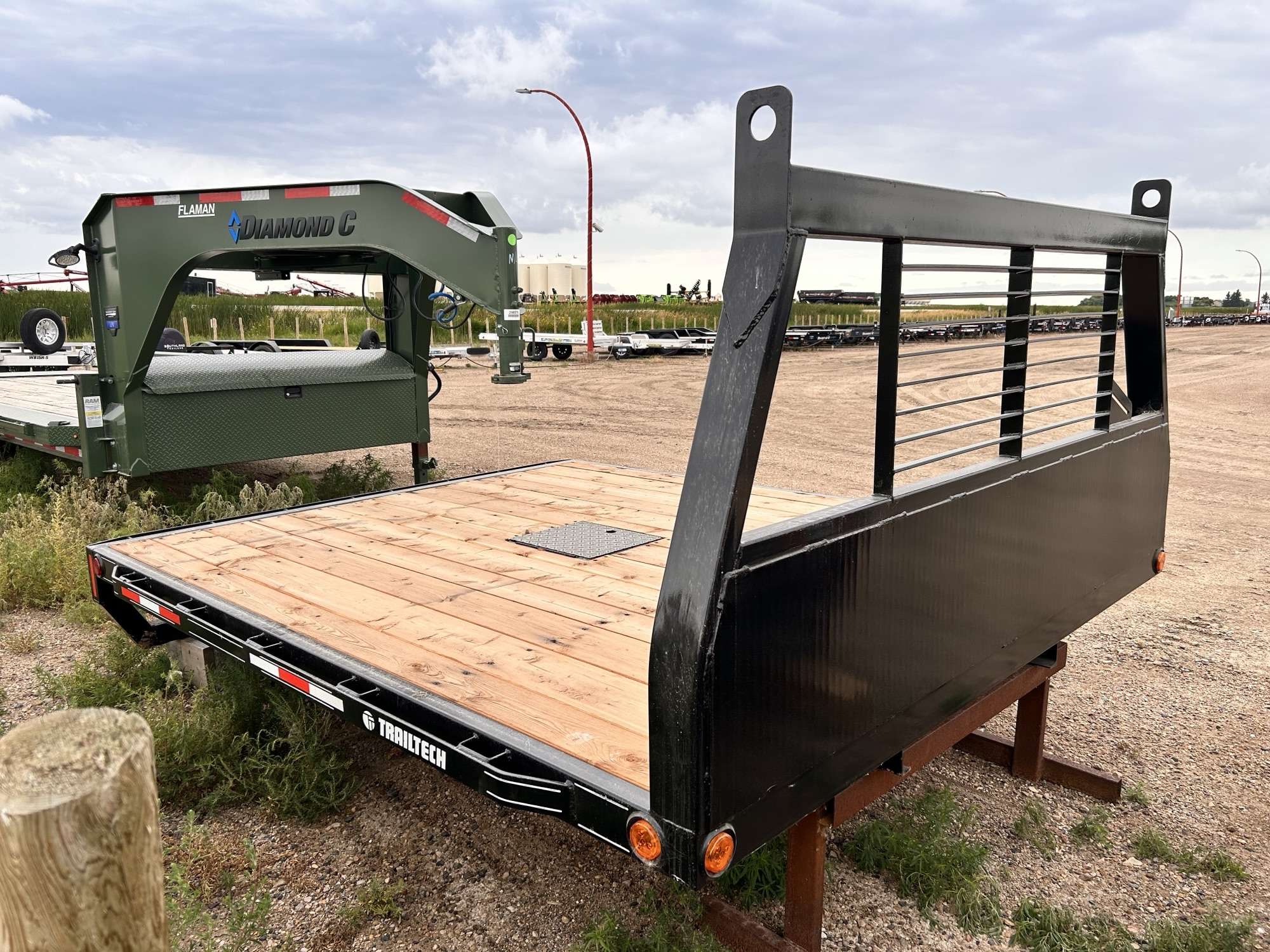 2026 Trailtech 9'3" Truck Deck