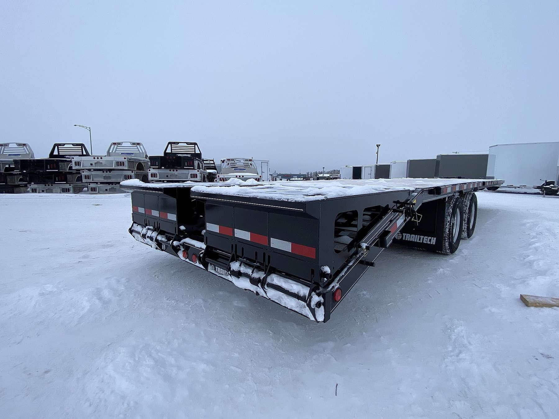 2026 Trailtech Essential Series 26' Flatdeck Trailer