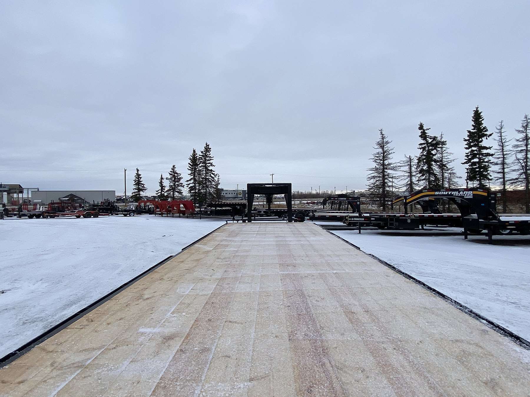 2026 Trailtech Essential Series 26' Gooseneck Trailer