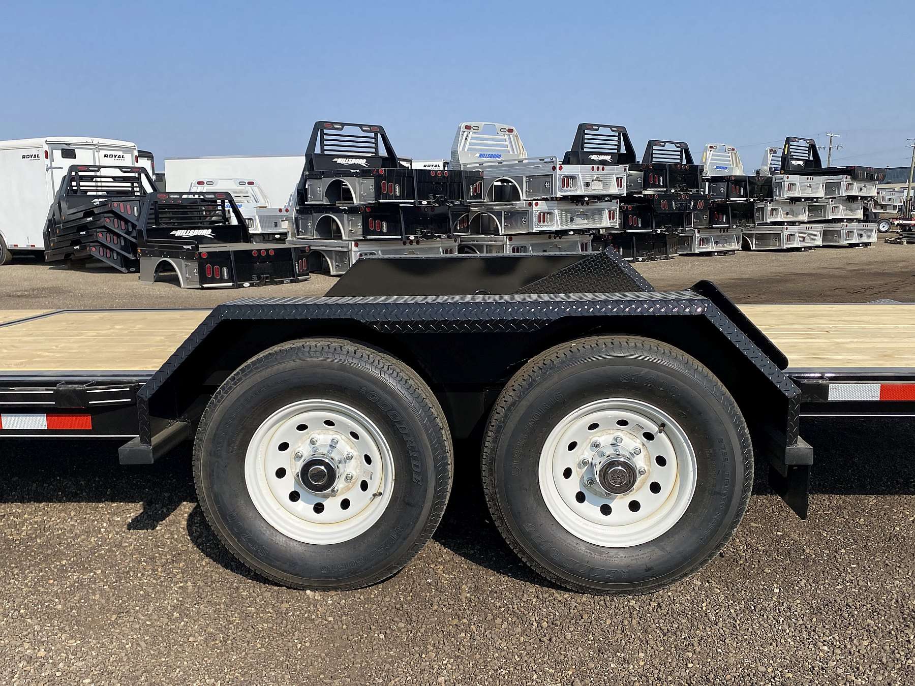 2026 Trailtech L270- 20' Tilt Deck Trailer
