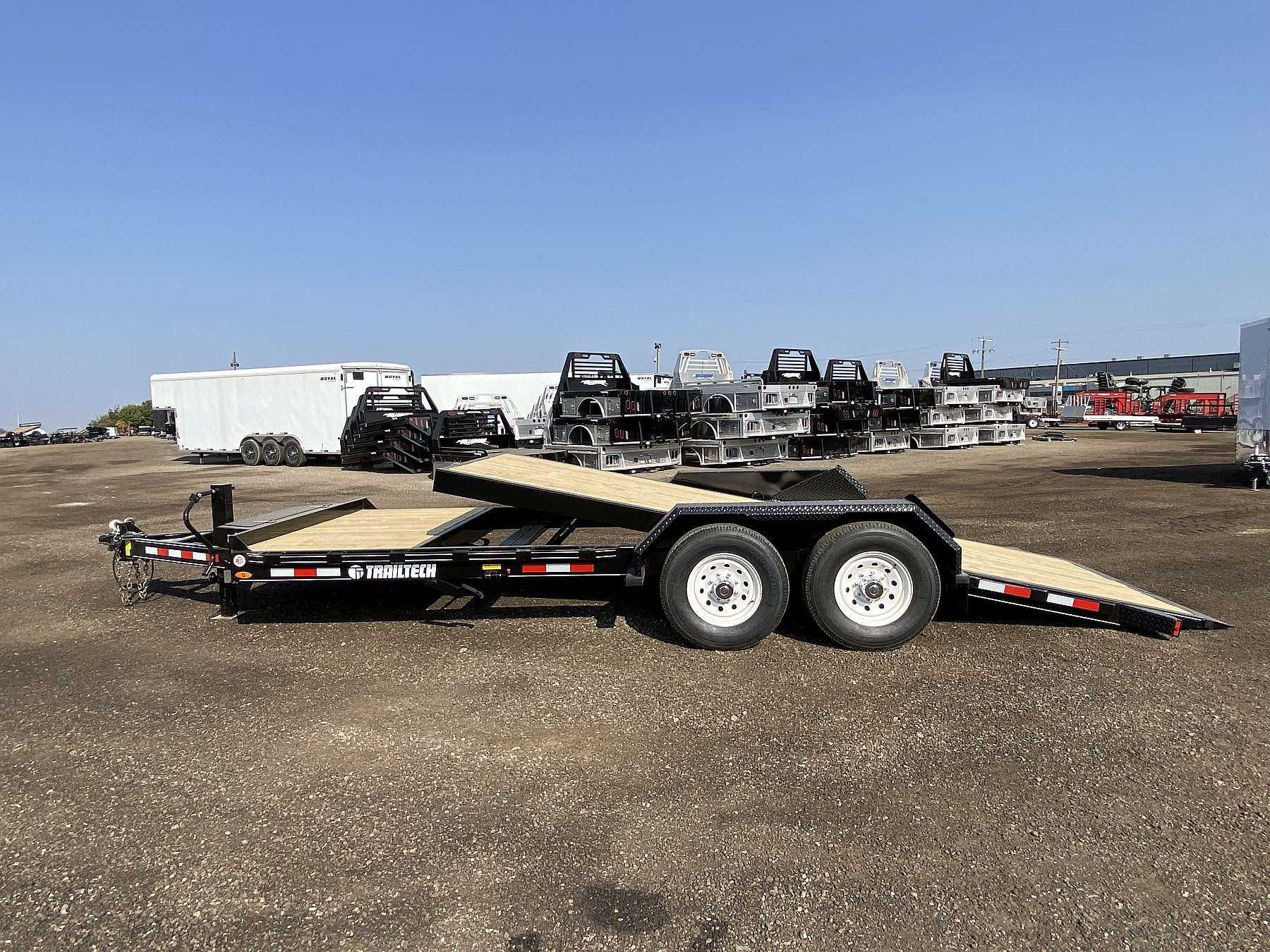 2026 Trailtech L270- 20' Tilt Deck Trailer