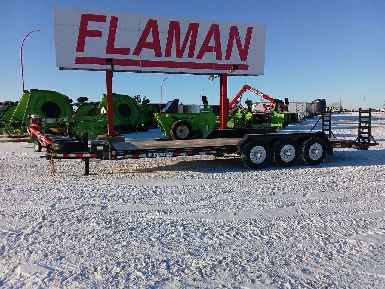 2026 Trailtech L370 8'6" x 24' Beavertail Flat Deck Trailer