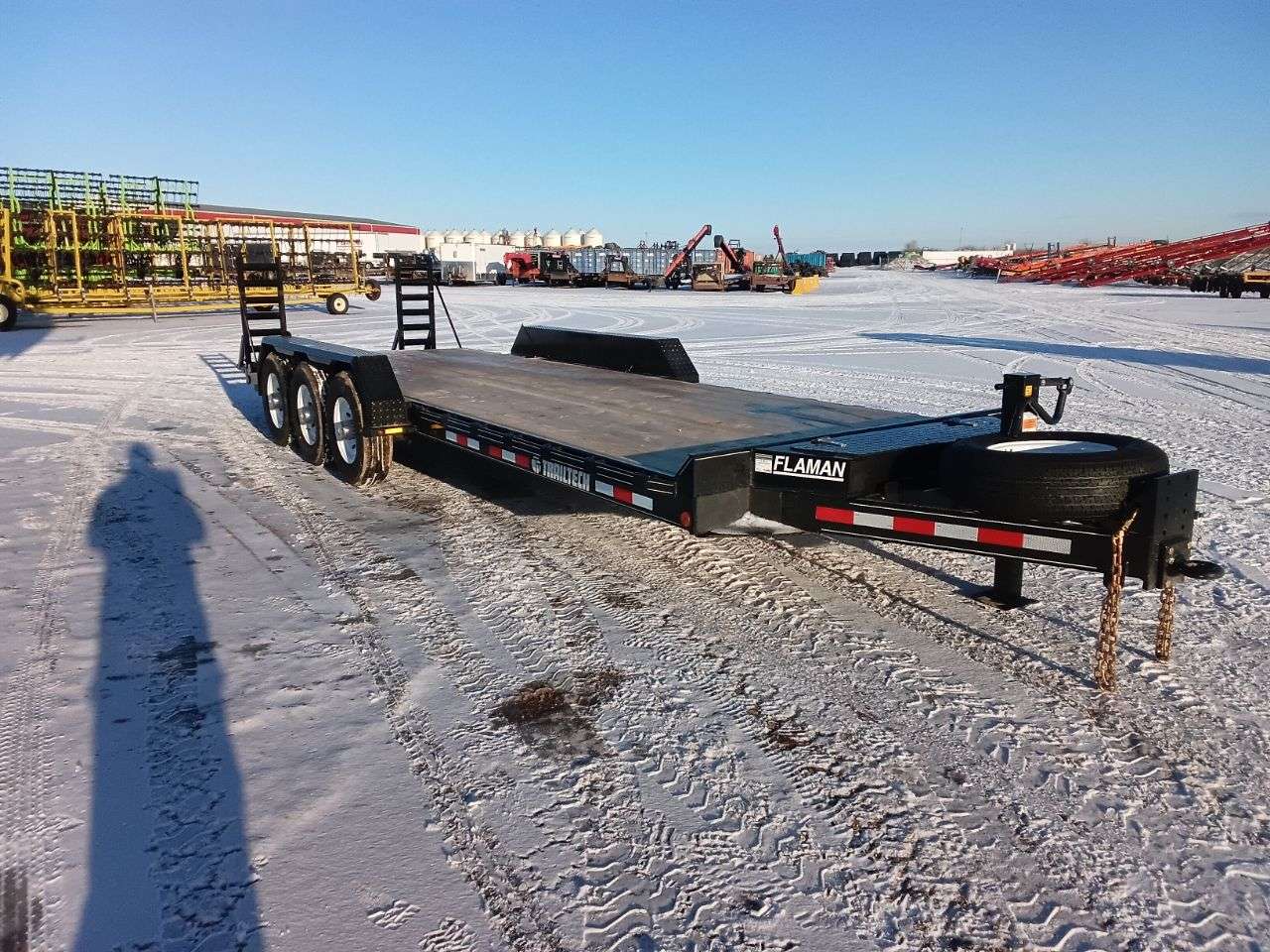 2026 Trailtech L370 8'6" x 24' Beavertail Flat Deck Trailer