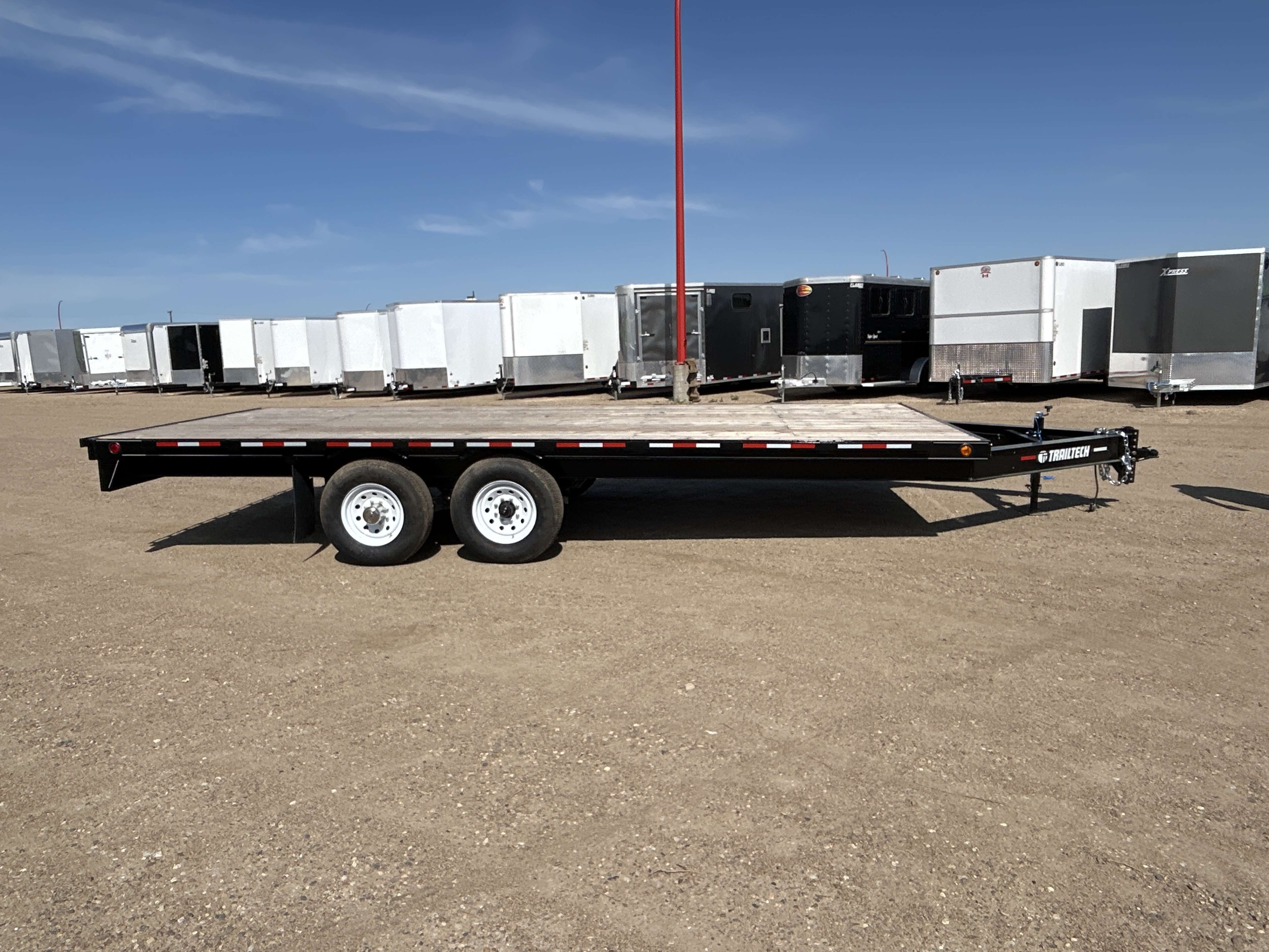 2026 Trailtech PH270  8'6" x 20' Deckover Trailer