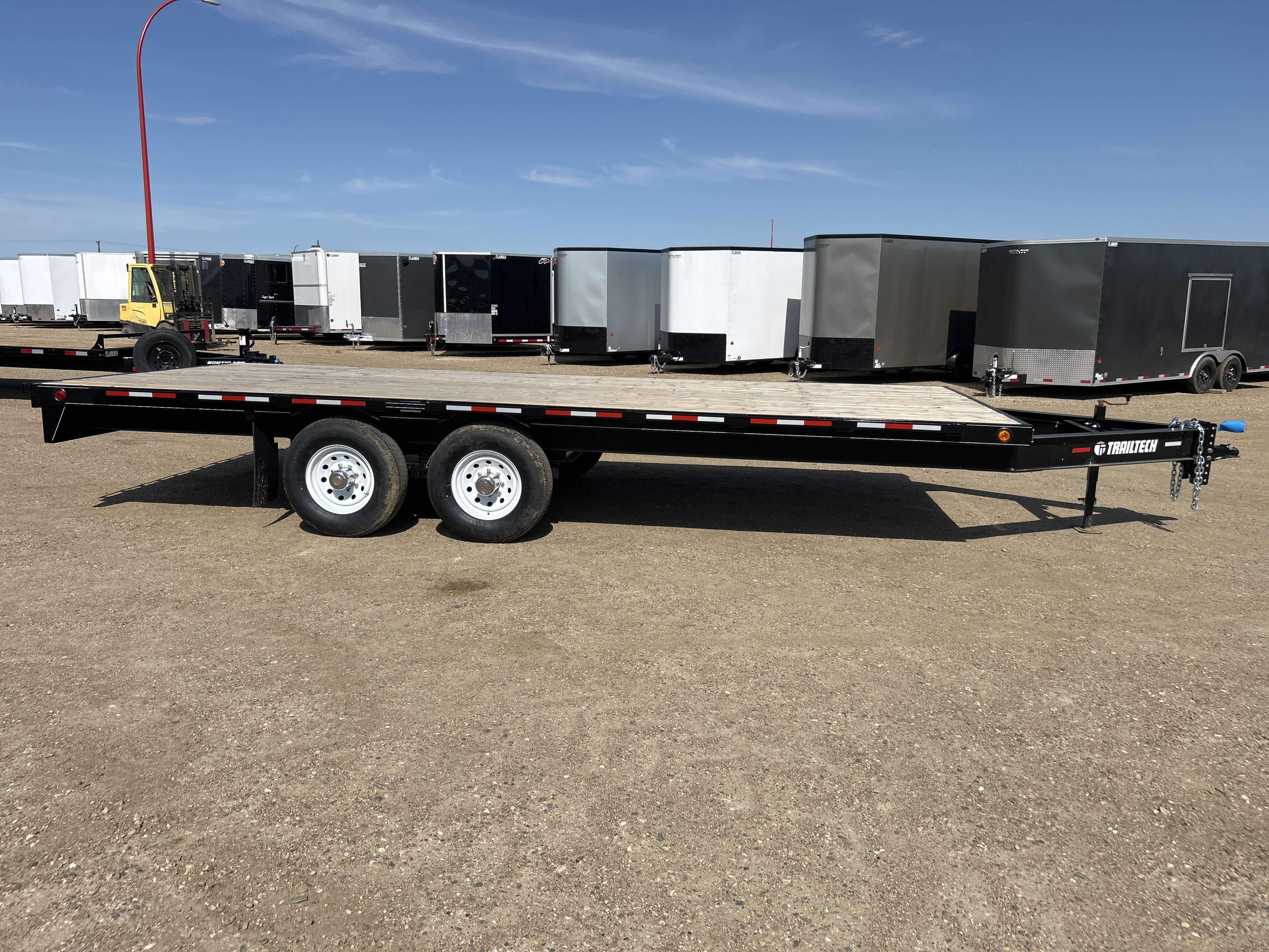 2026 Trailtech PH270 8'6" x 20' Deckover Trailer