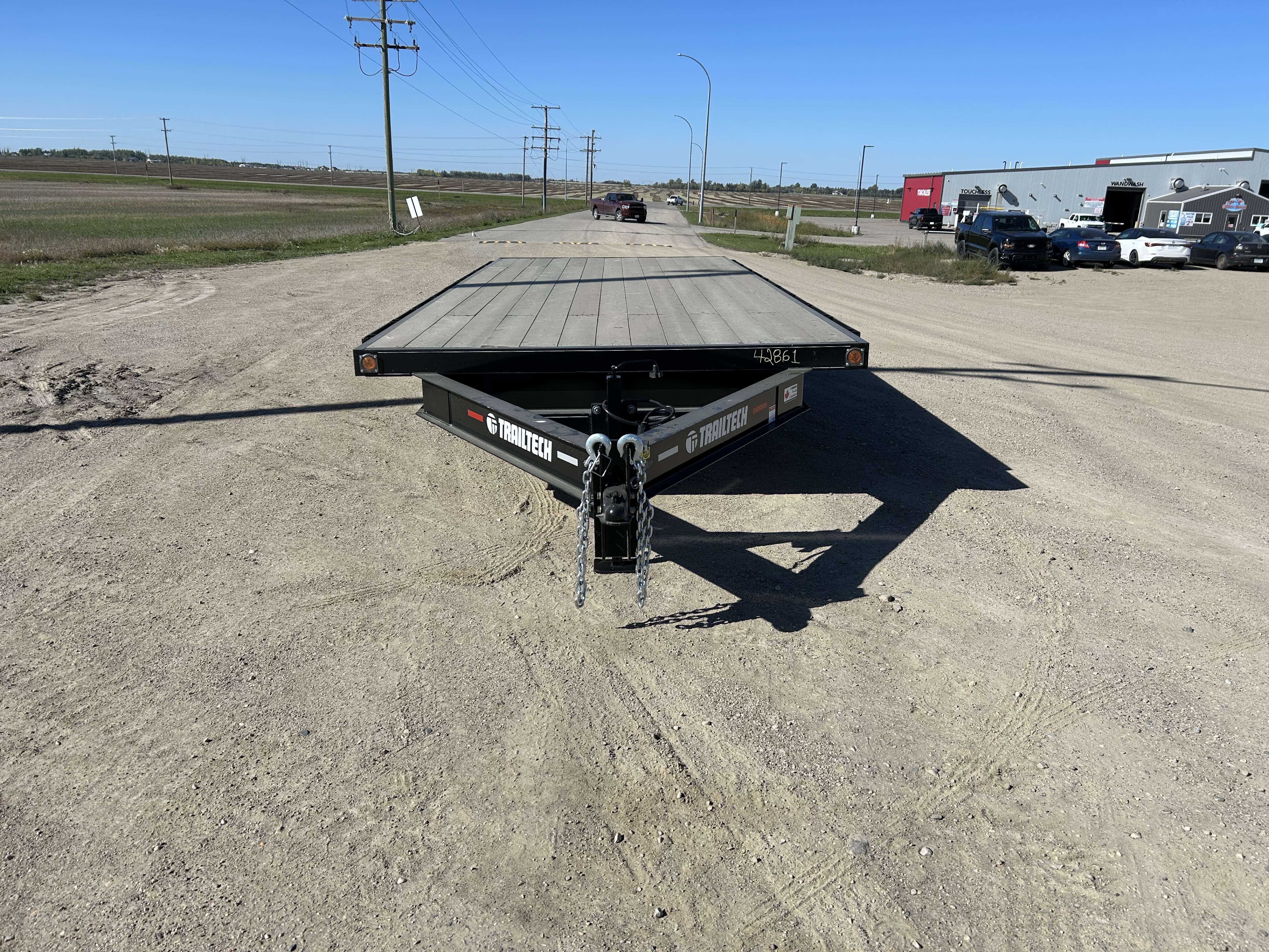 2026 Trailtech PH270 8'6" x 20' Deckover Trailer