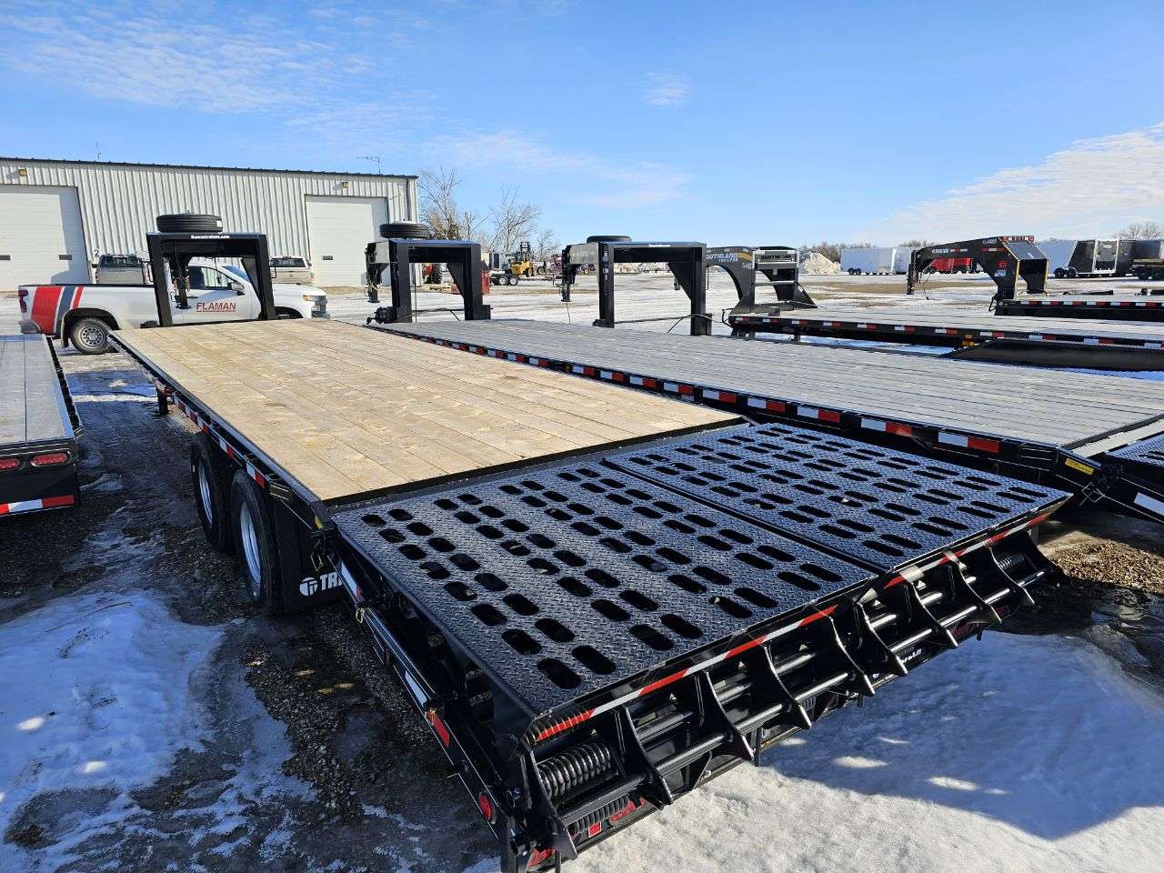 2026 Trailtech TD210 8'6" x 31' GN BT Flat Deck Trailer