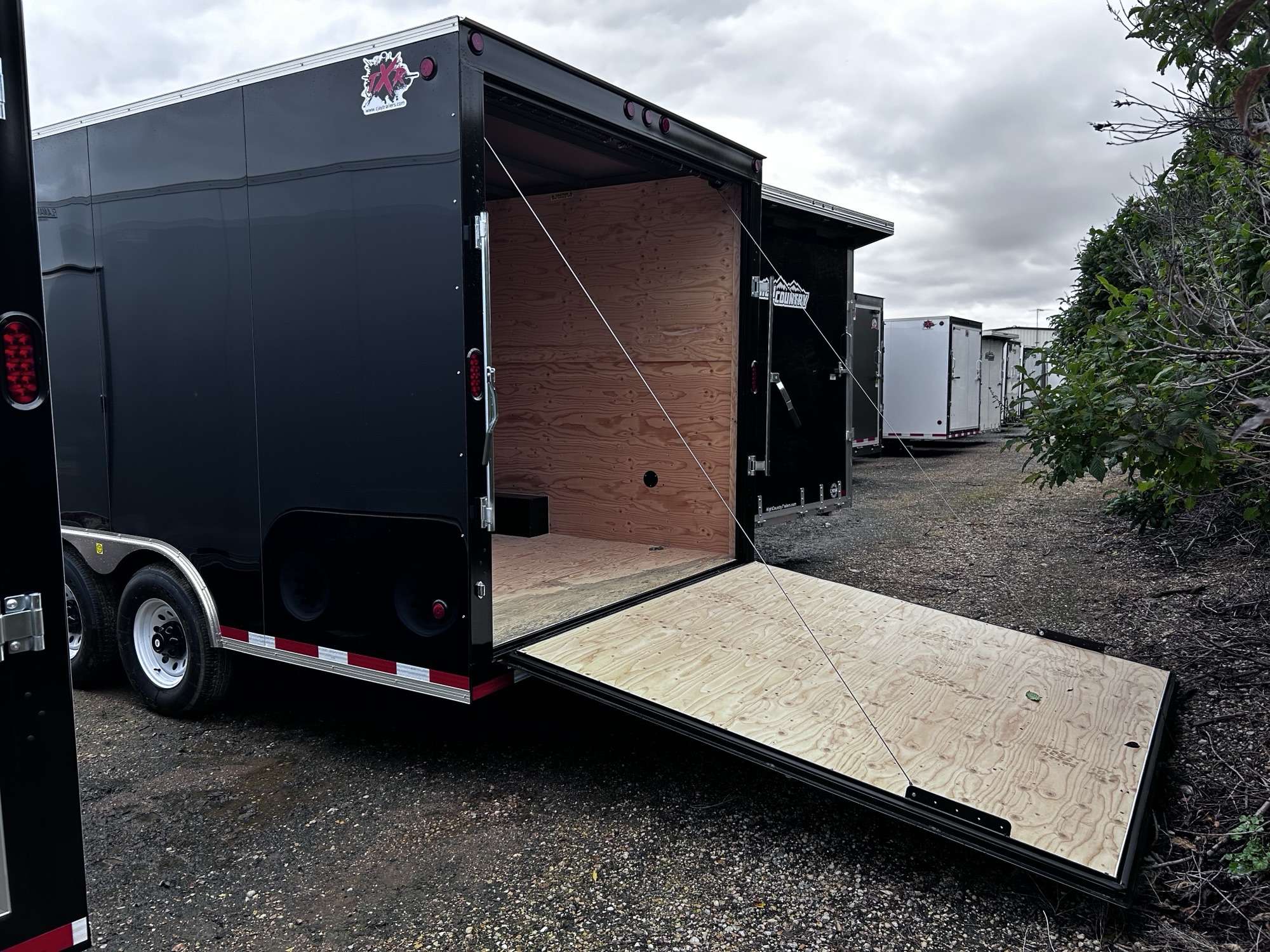 2027 CJay 8'6" x 20' + V-Nose Cargo Trailer