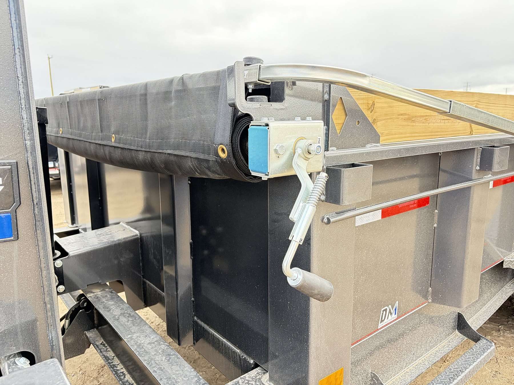 2027 Diamond C 16' Tri-axle Gooseneck Dump Trailer