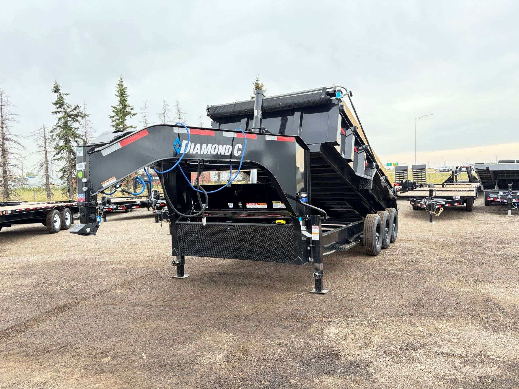 2027 Diamond C 16' Tri-axle Gooseneck Dump Trailer
