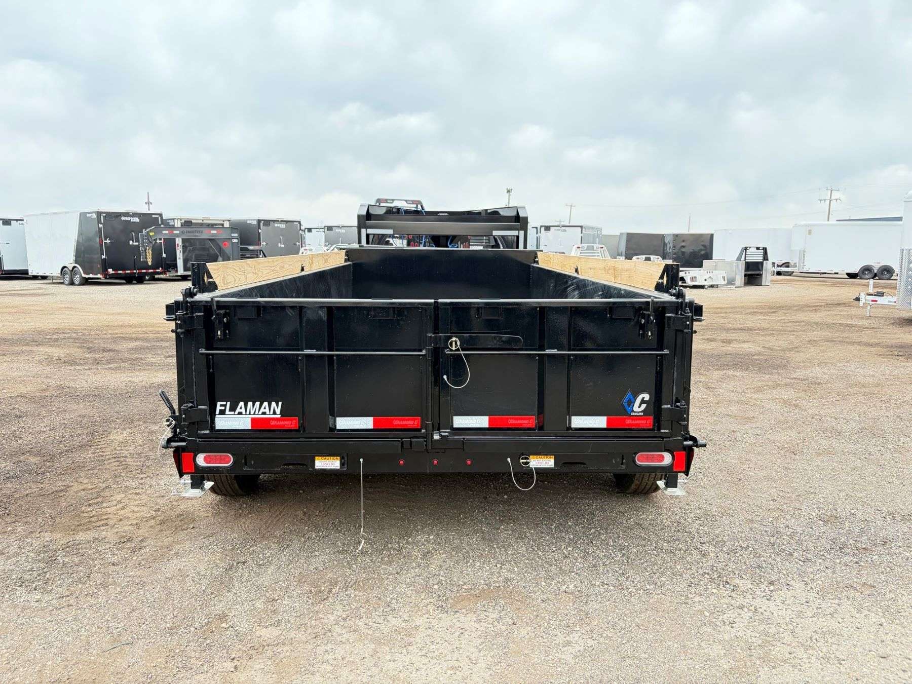 2027 Diamond C 16' Tri-axle Gooseneck Dump Trailer