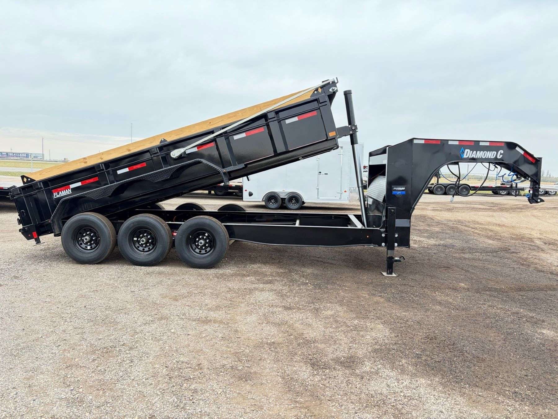 2027 Diamond C 16' Tri-axle Gooseneck Dump Trailer
