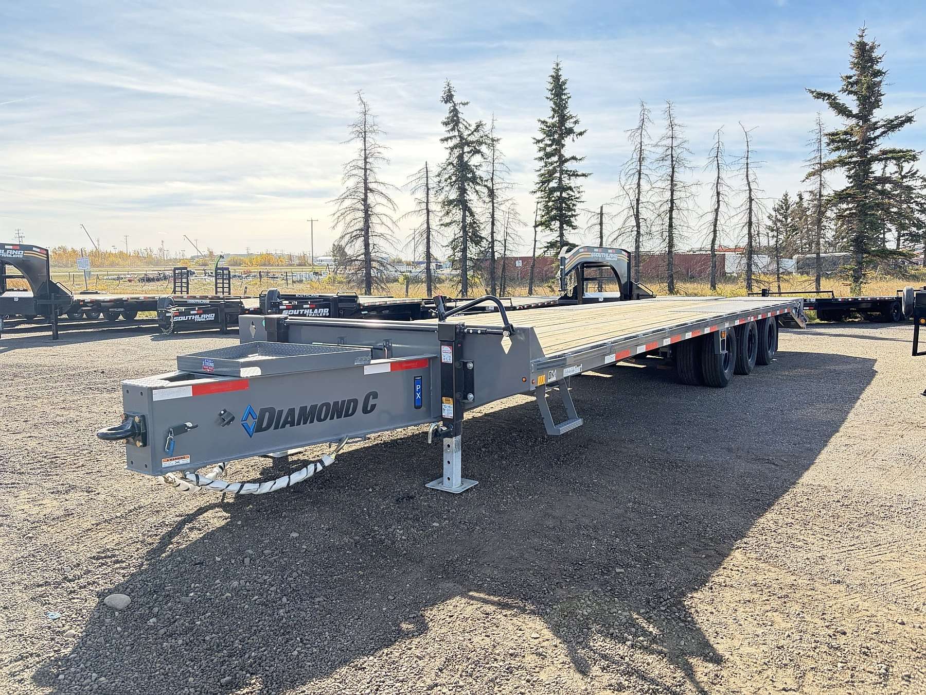 2027 Diamond C 32' Pintle Hitch Equipment Trailer