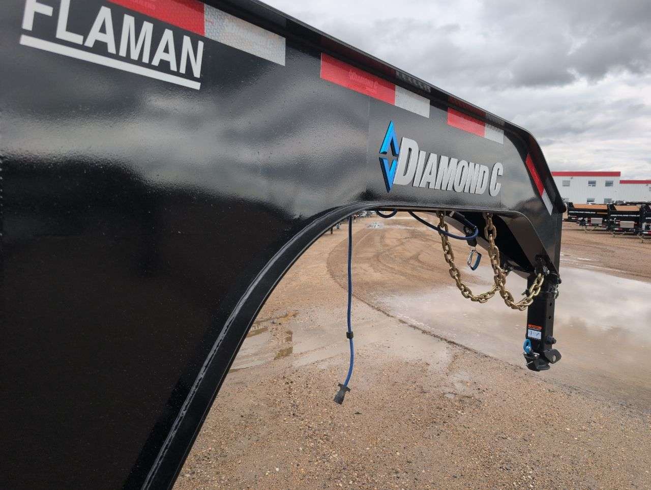 2027 Diamond C 8'6" x 35' GN Beavertail Flat Deck Trailer