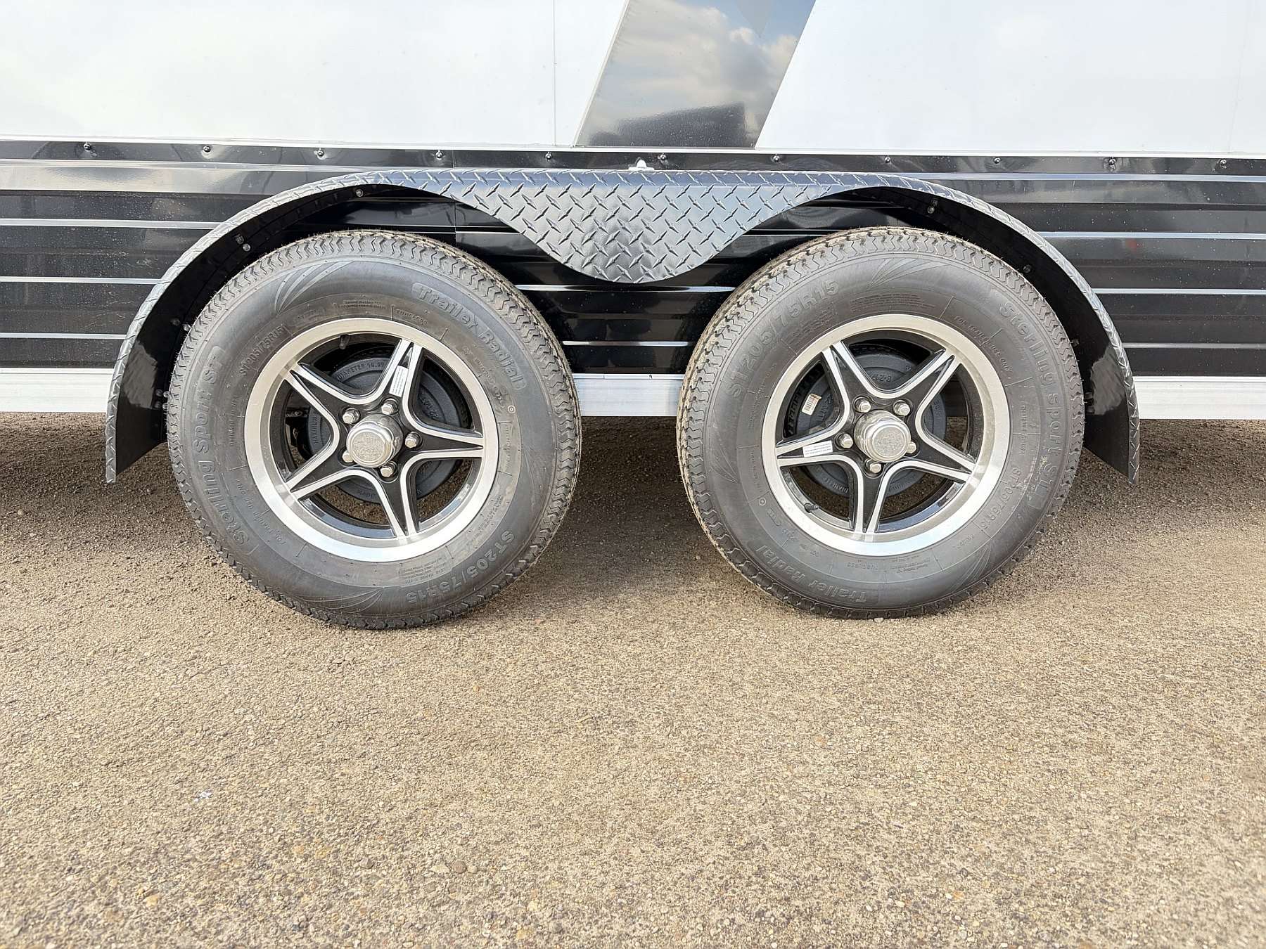 2027 Legend Deluxe Aluminum 7'x18' Cargo Trailer