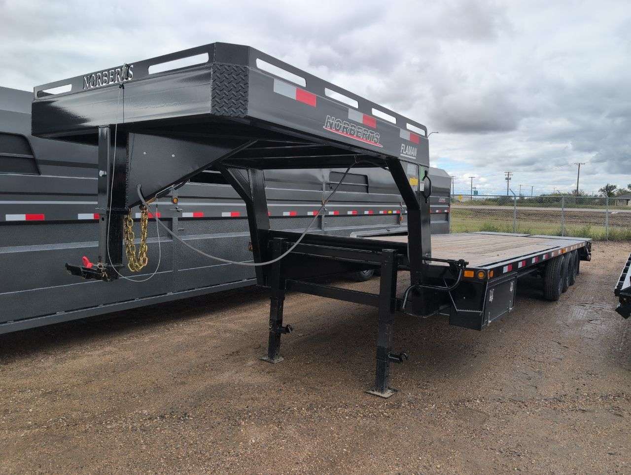 2027 Norbert 25'+5' Beavertail GN FlatDeck Triple 7K Trailer