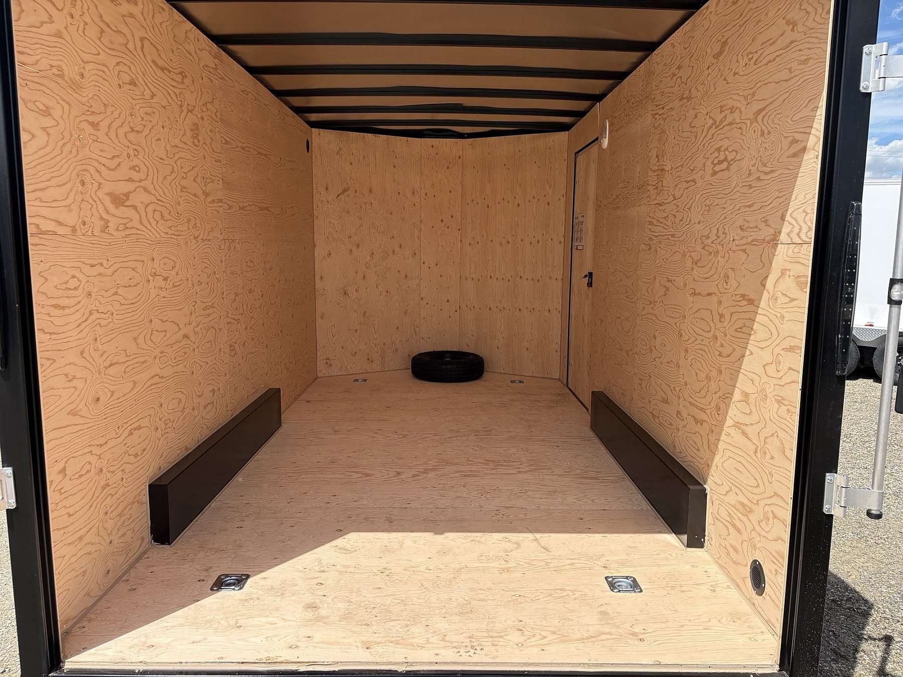 2027 Royal 7.5'x16' Enclosed Cargo w/ Ramp Door