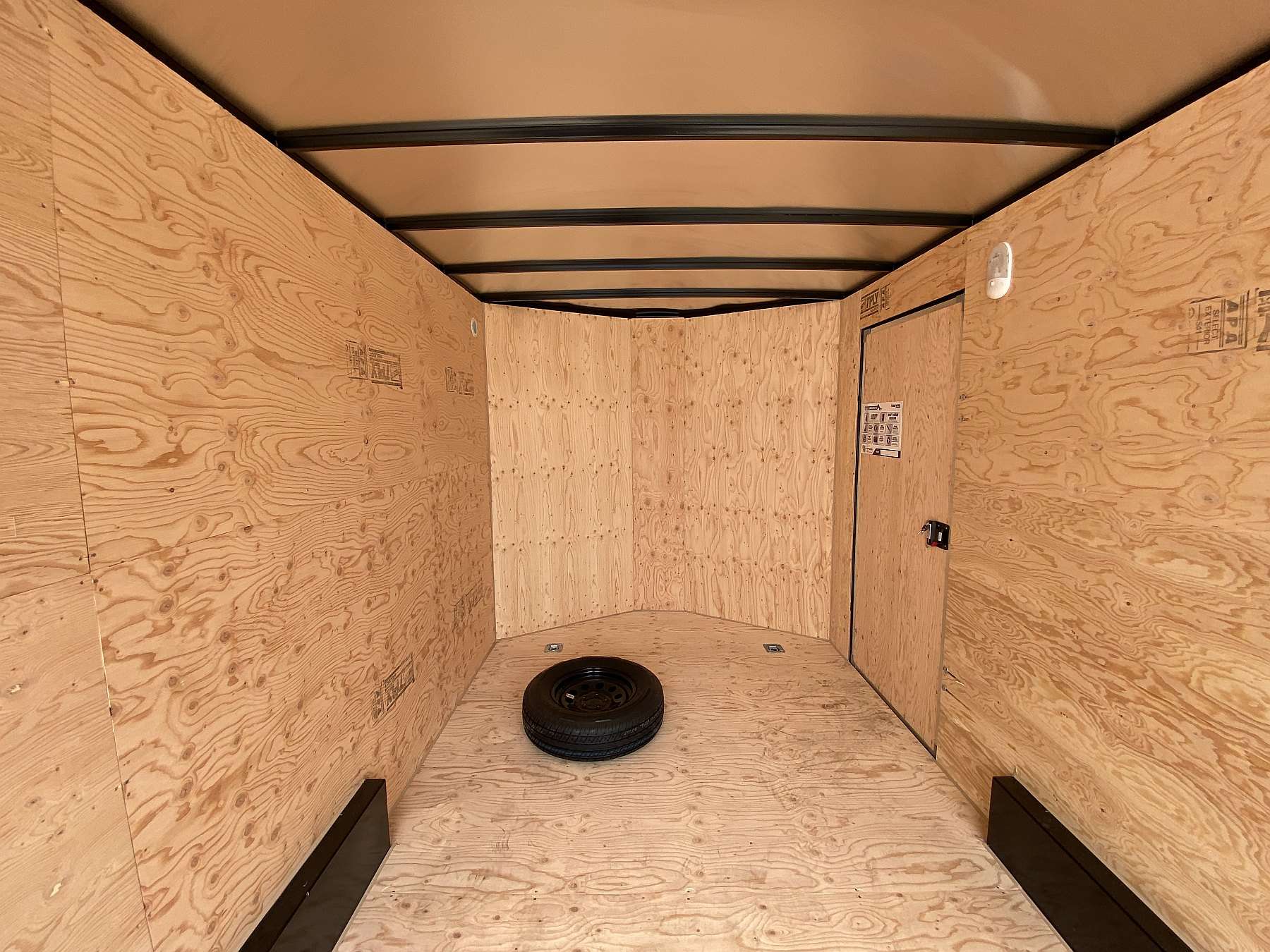 2027 Royal 7.5'x16' Enclosed Cargo w/ Ramp Door