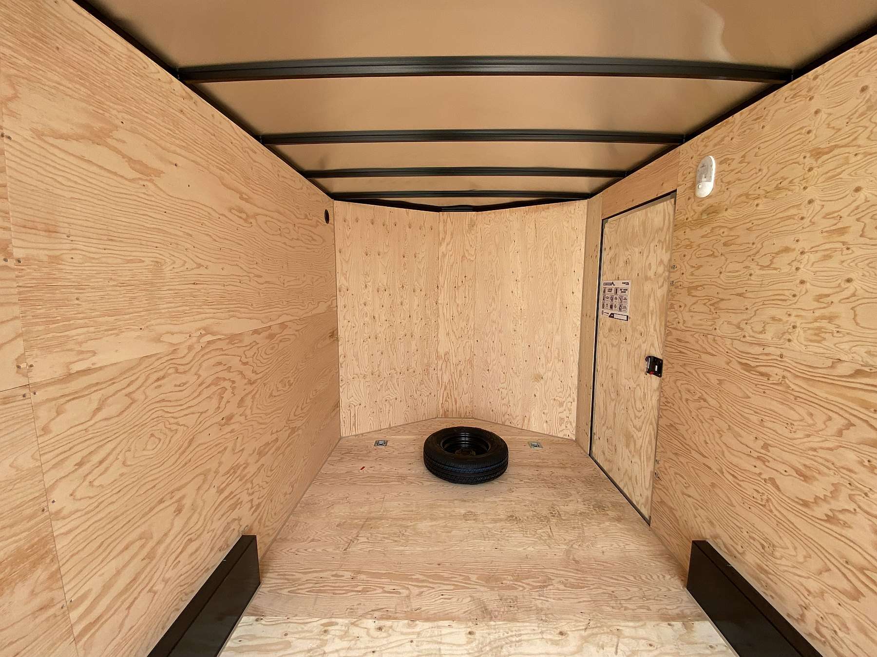 2027 Royal 7.5'x16' Enclosed Cargo w/ Ramp Door