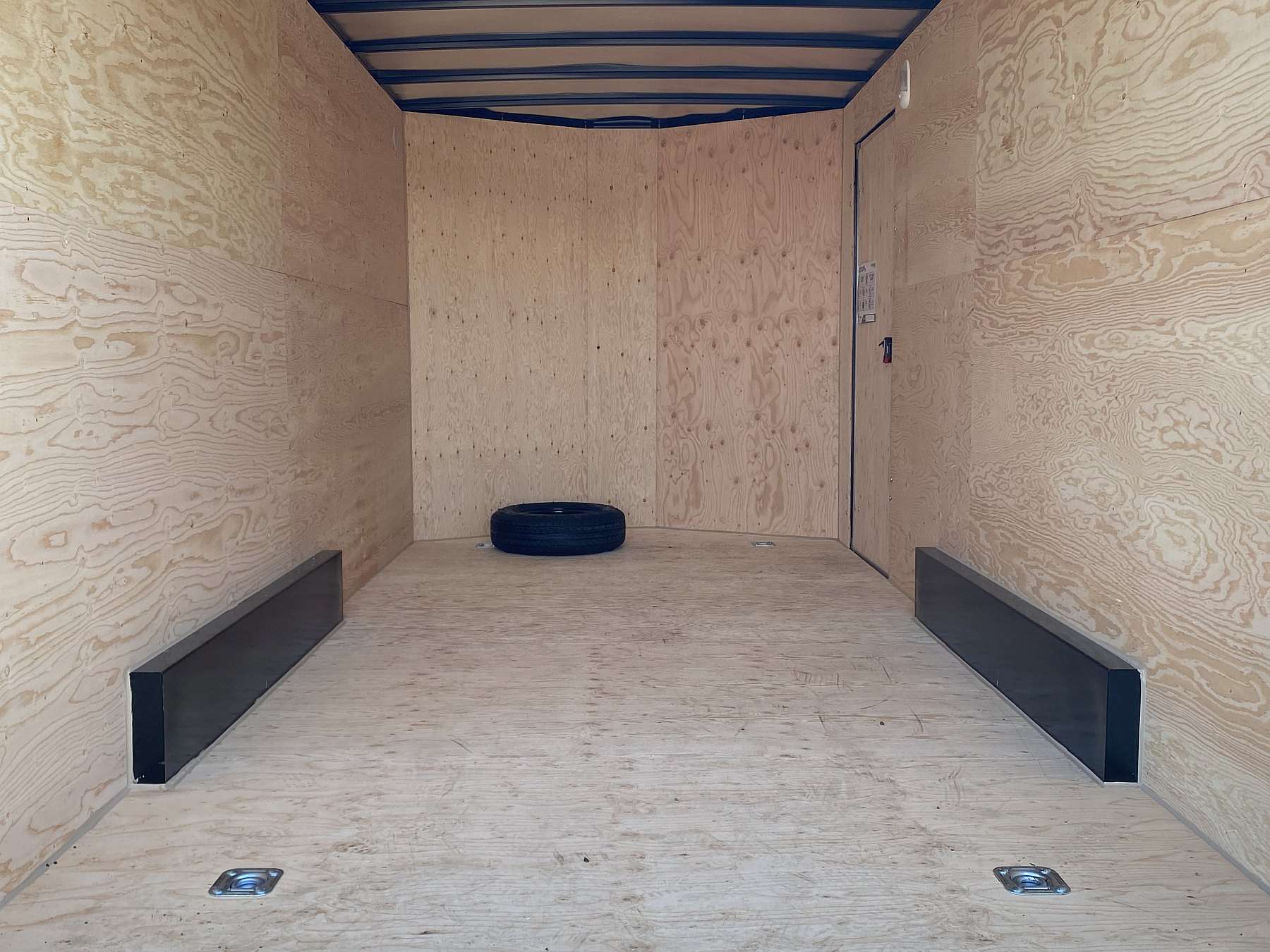 2027 Royal 7.5'x18' Enclosed Cargo w/ Ramp Door