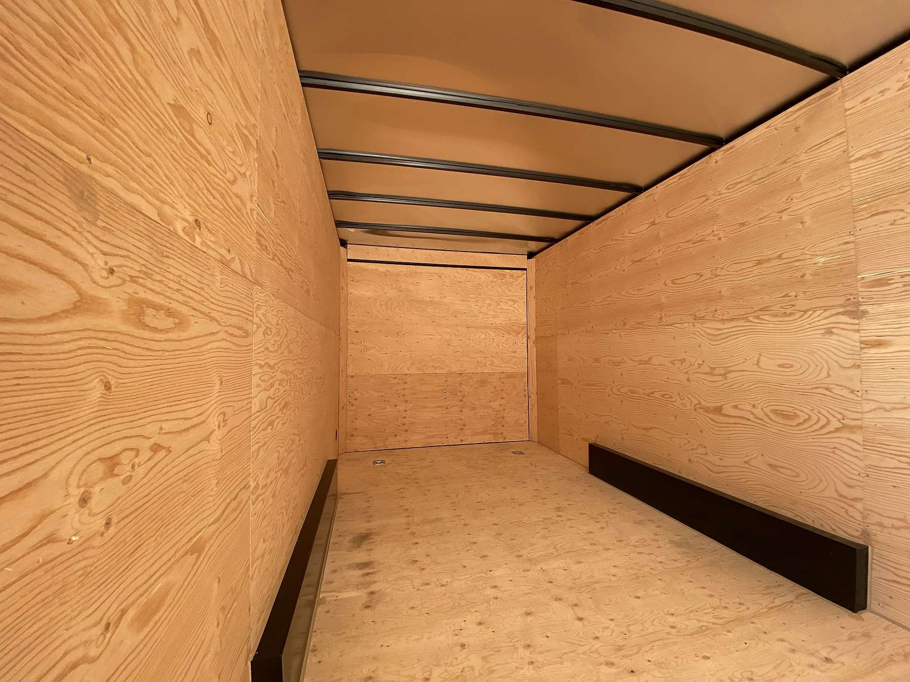 2027 Royal 7.5'x20' Enclosed Cargo Trailer w/ Ramp Door