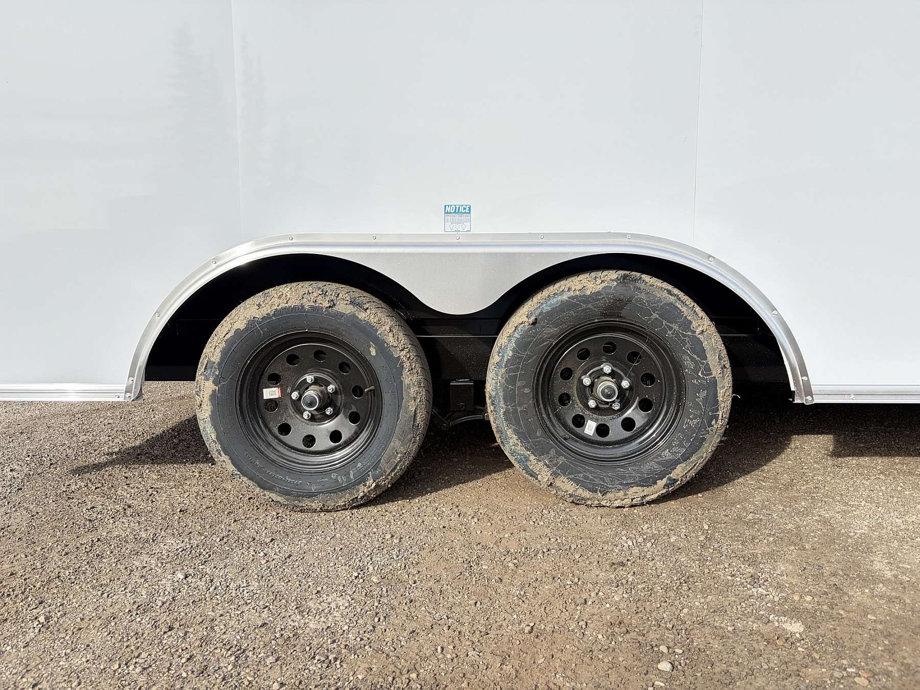2027 Royal 8.5'x18' Cargo w/ 35K Axles & Dovetail