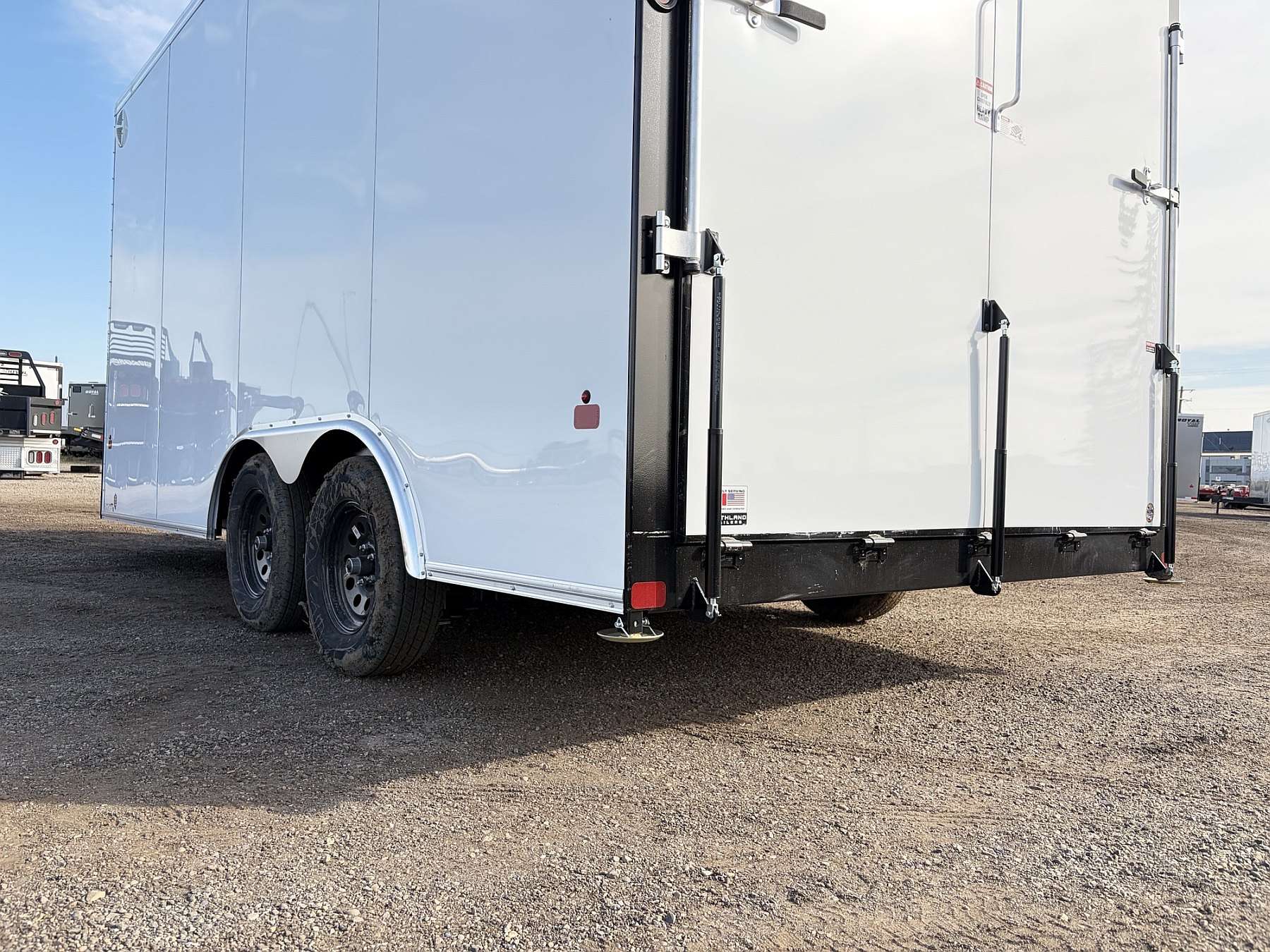 2027 Royal 8.5'x18' Cargo w/ 35K Axles & Dovetail