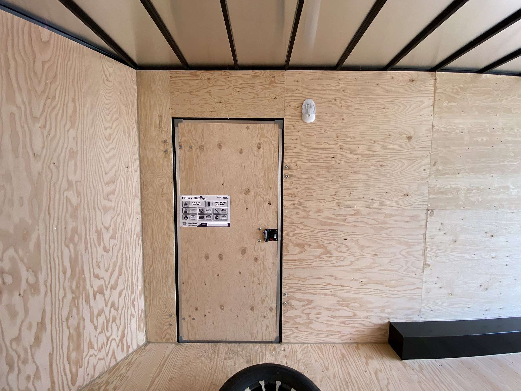 2027 Royal 8.5'x18' Cargo w/ Extra Height & ALM Wheels
