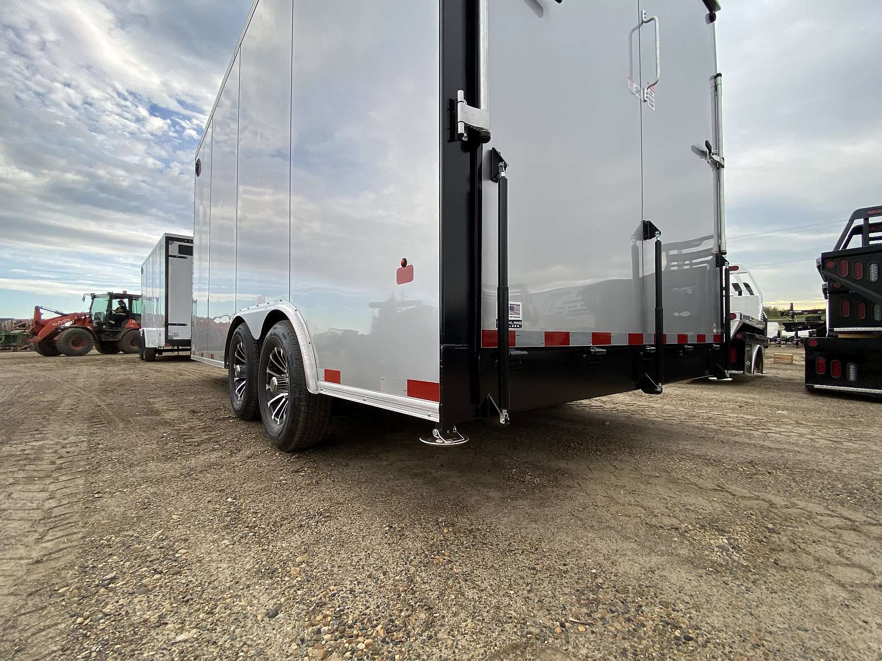 2027 Royal 8.5'x18' Cargo w/ Extra Height & ALM Wheels