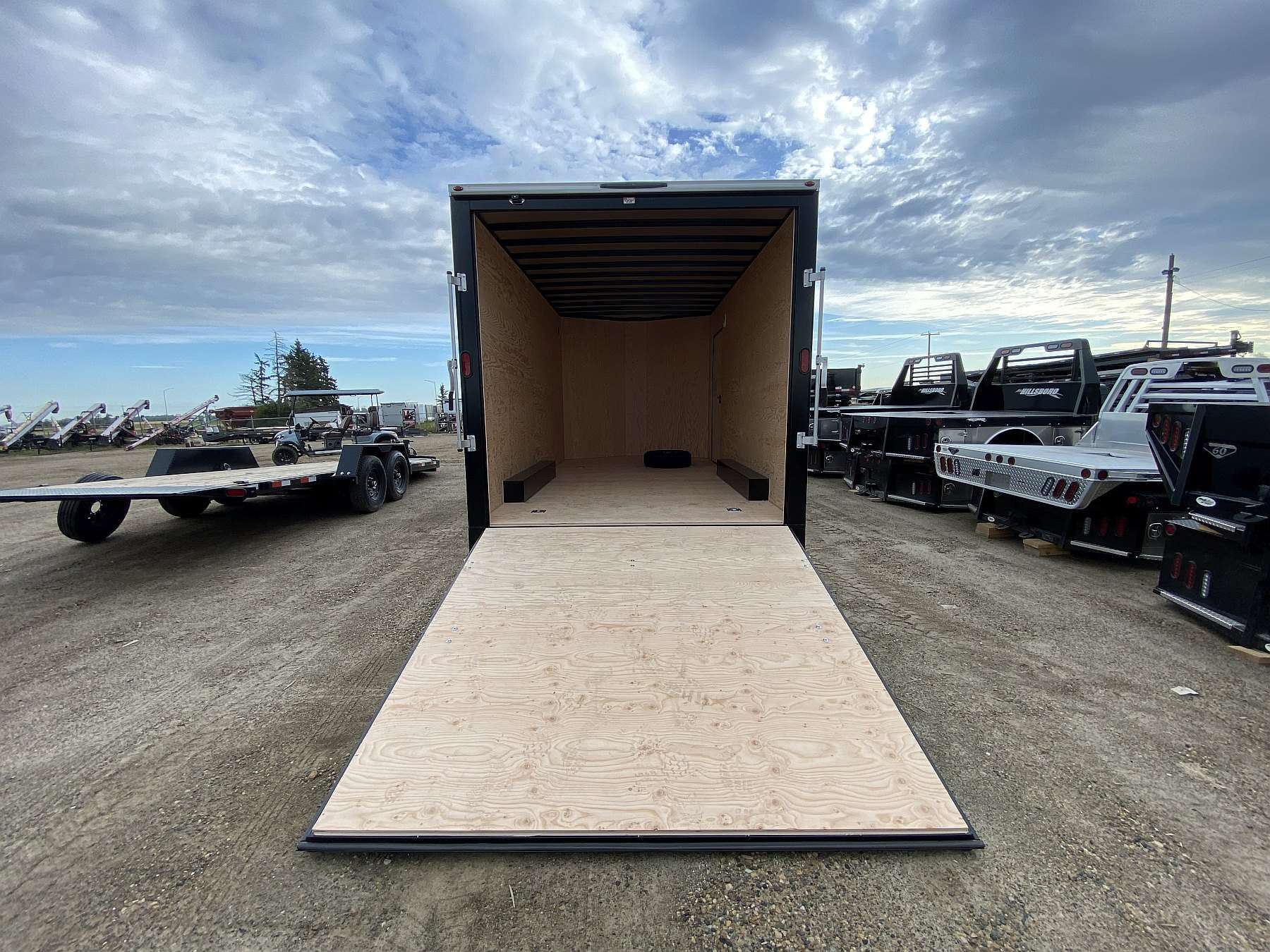 2027 Royal 8.5'x18' Cargo w/ Extra Height & ALM Wheels